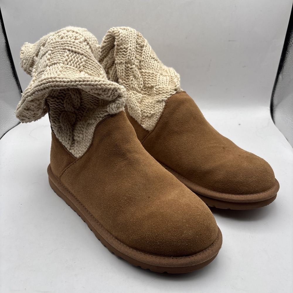 EUC Ugg  Knit Cuff Boots Chestnut/Cream Style‎ 1011460 Size 5